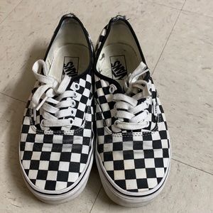 Vans Authentic Checkerboard Black/White Size 8